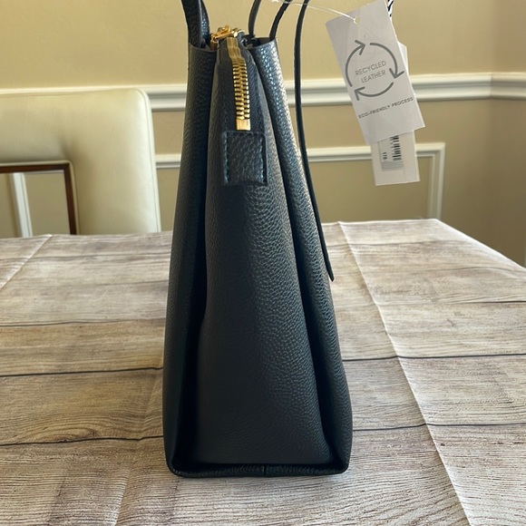 NWT Thacker
Vern Medium Tote Bag - Picture 3 of 8